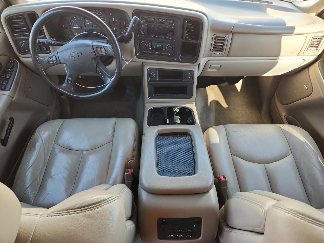 2004 CHEVROLET Tahoe