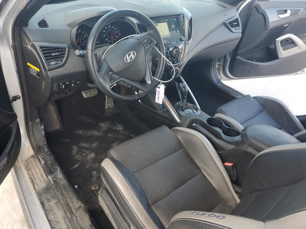 2016 HYUNDAI VELOSTER