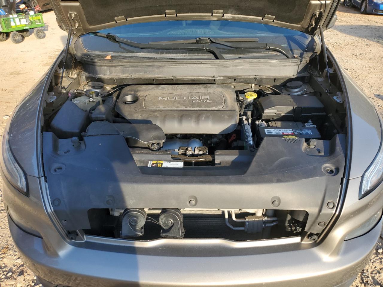 2018 JEEP CHEROKEE