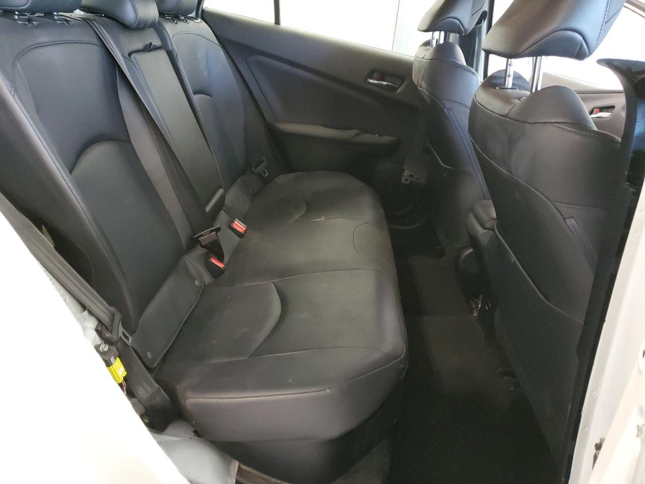2017 TOYOTA PRIUS