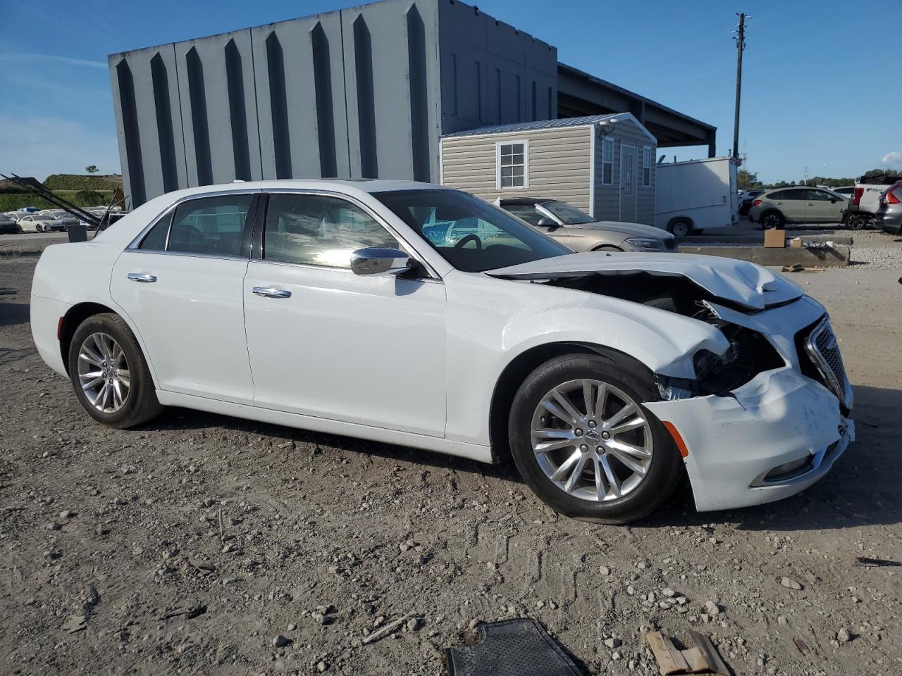 2017 CHRYSLER 300