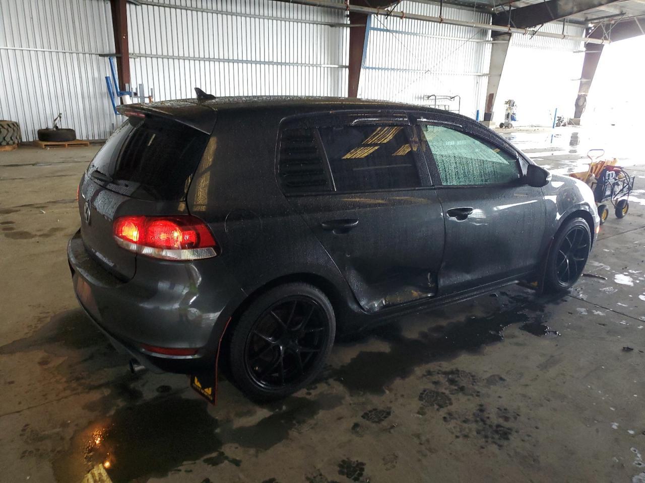 2011 VOLKSWAGEN GTI