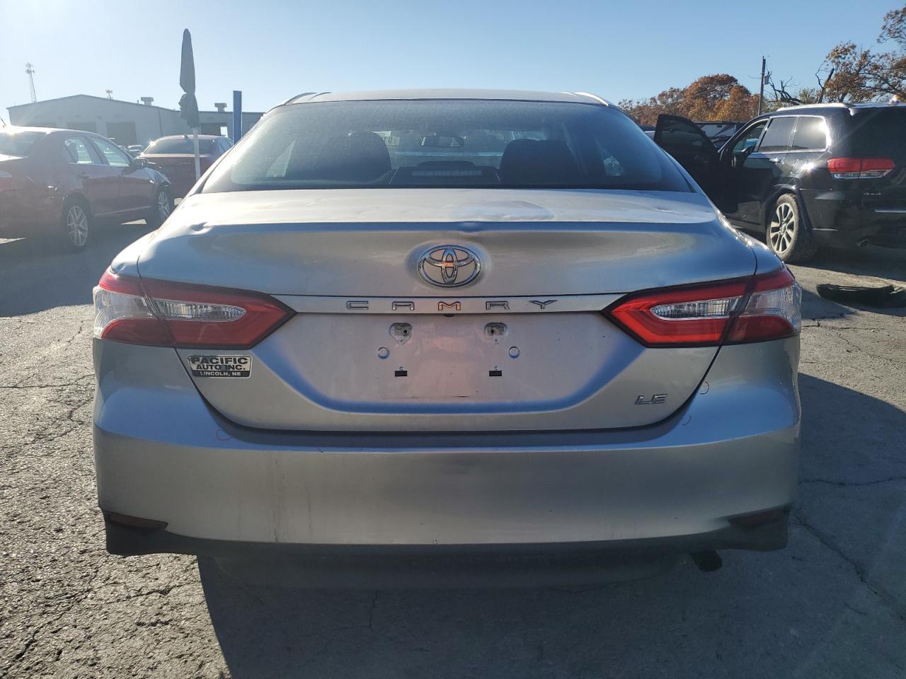 2018 TOYOTA CAMRY