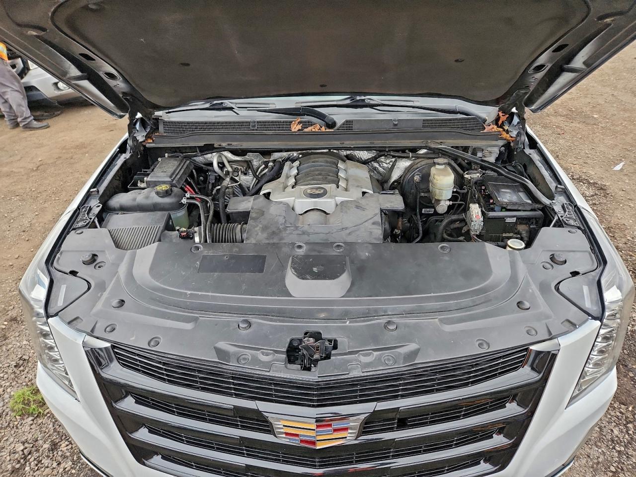 2016 CADILLAC Escalade ESV