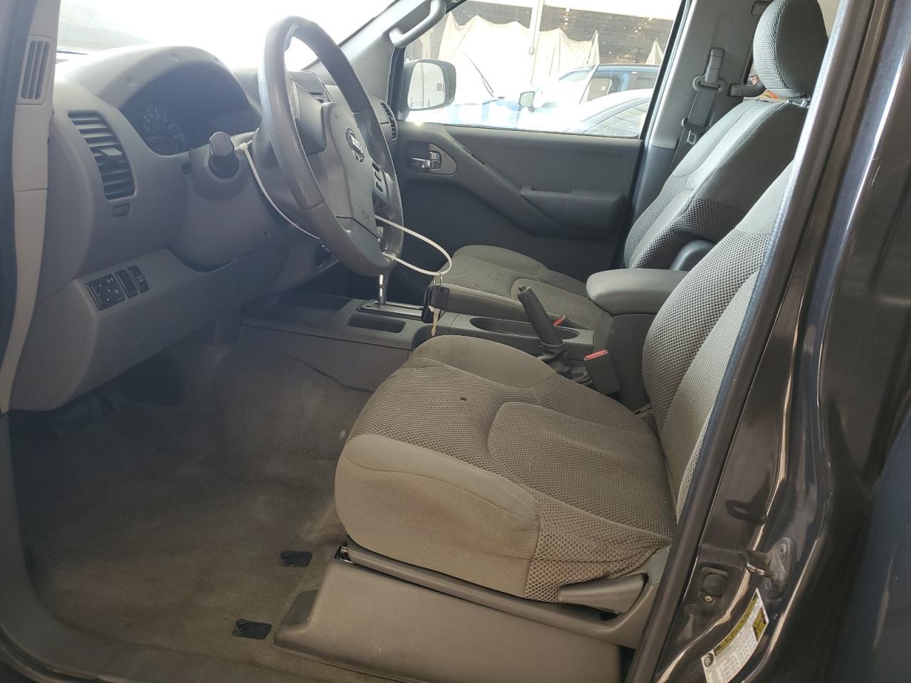 2012 NISSAN Frontier