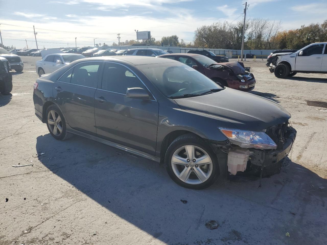 2011 TOYOTA CAMRY