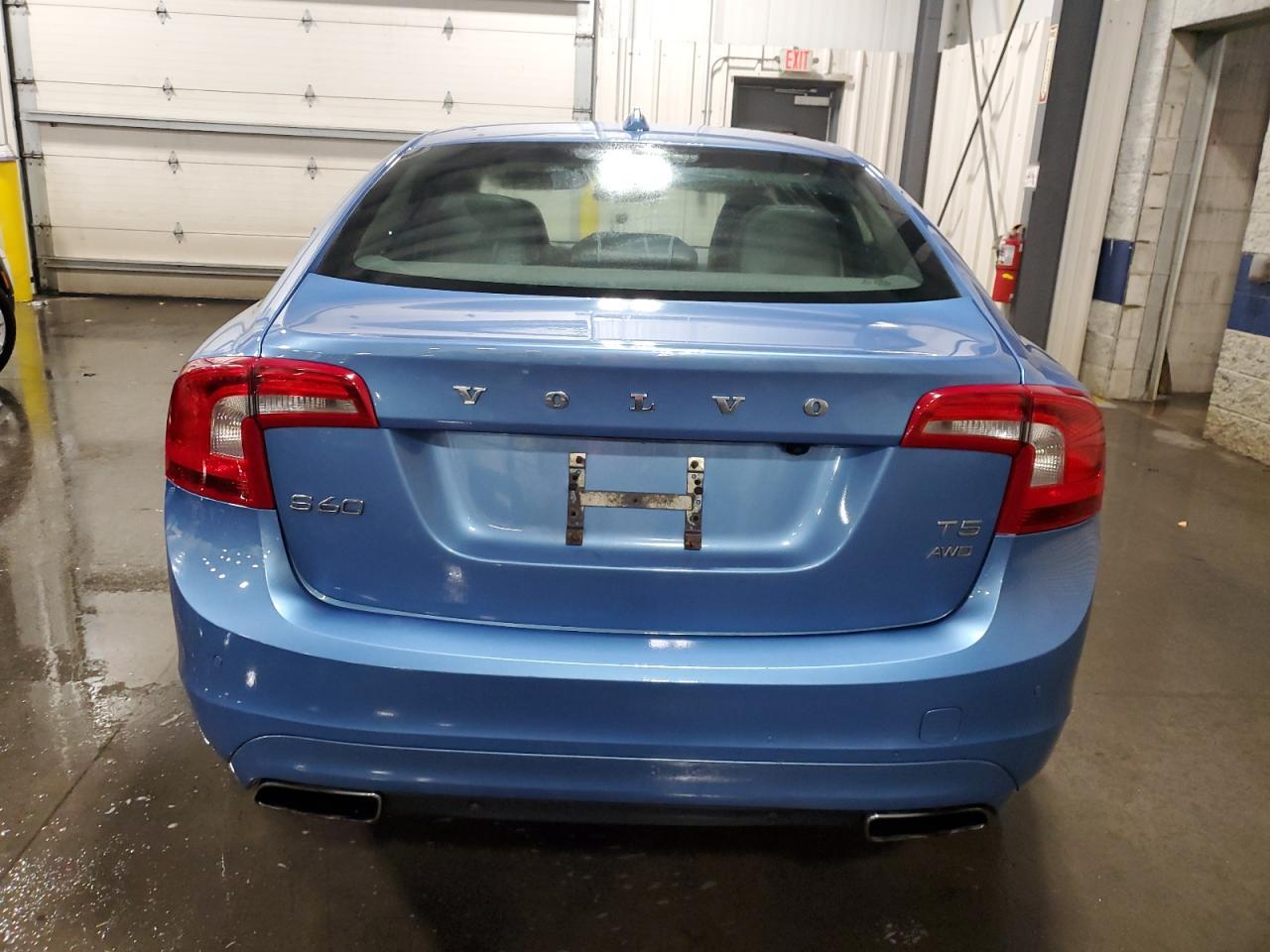 2014 VOLVO S60