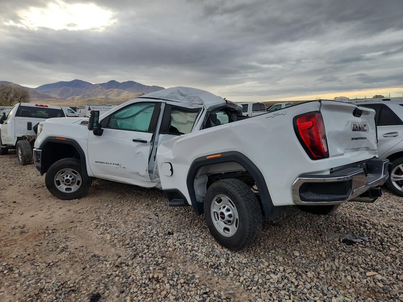 2023 GMC Sierra