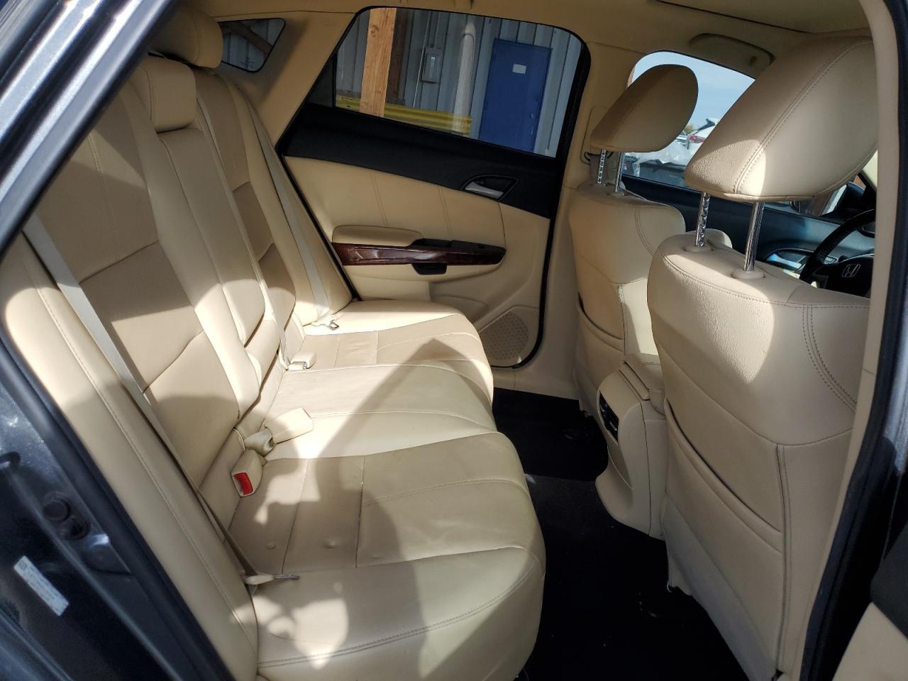 2012 HONDA Crosstour