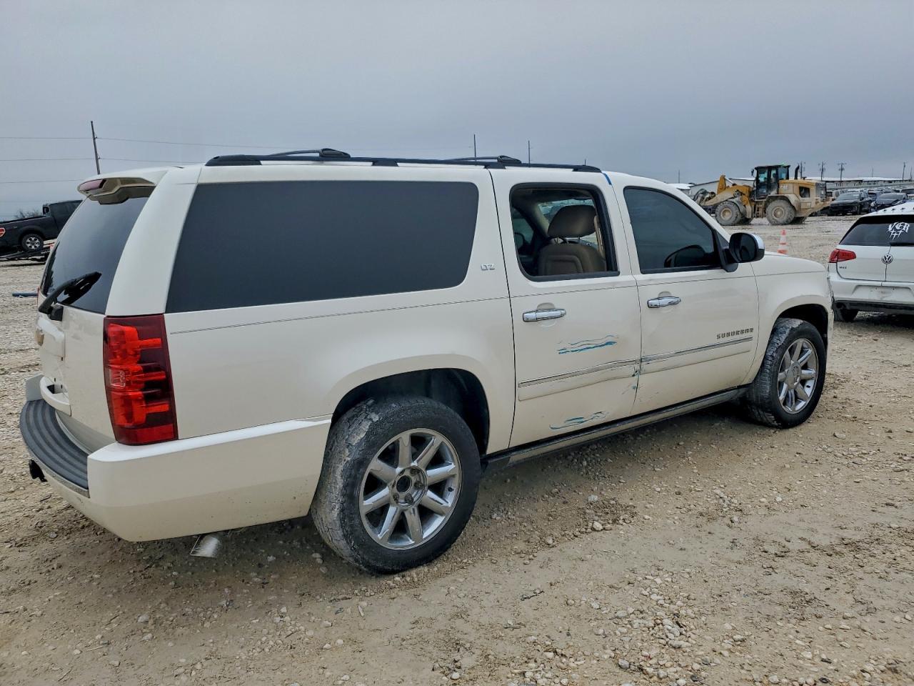 2013 CHEVROLET Suburban