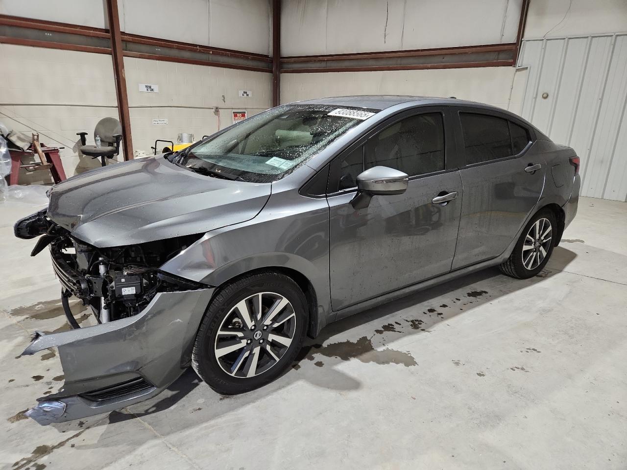 2021 NISSAN VERSA