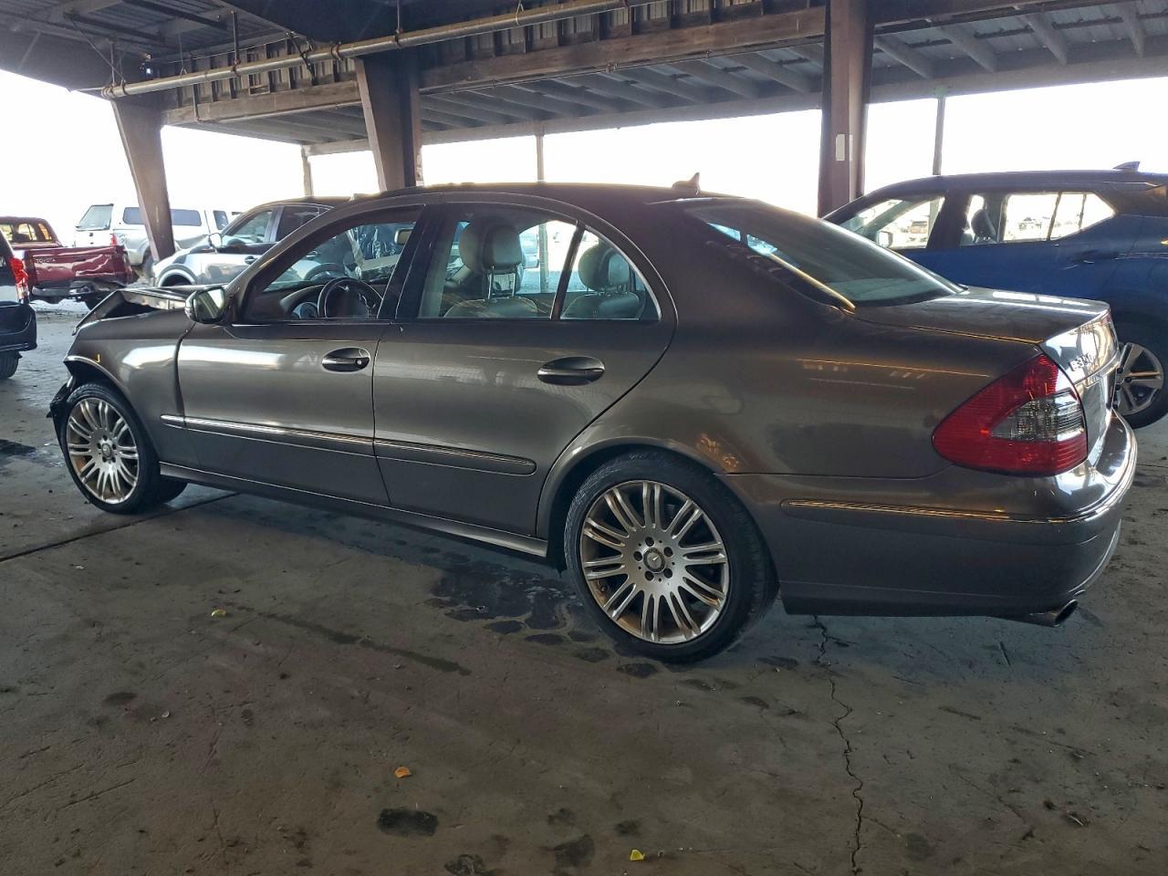 2008 MERCEDES-BENZ E-Class
