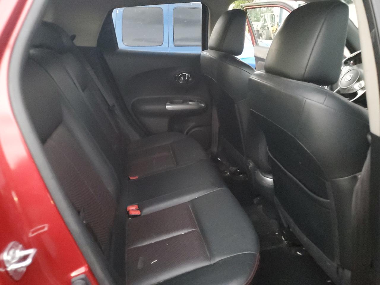2015 NISSAN Juke
