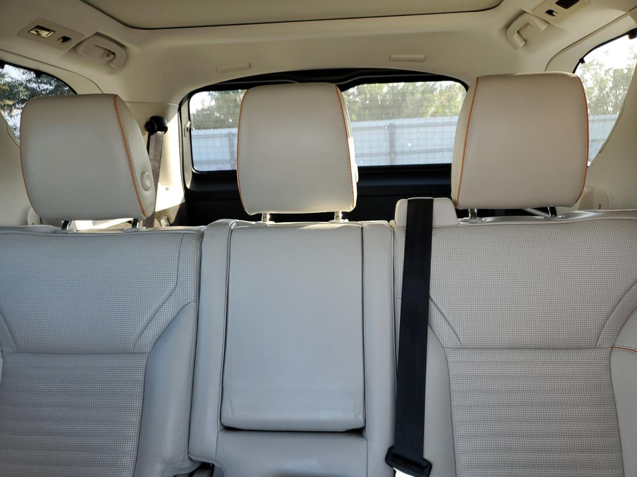 2017 LAND ROVER Discovery