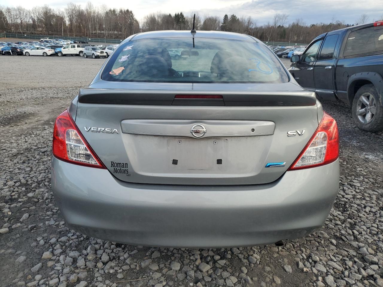 2014 NISSAN VERSA