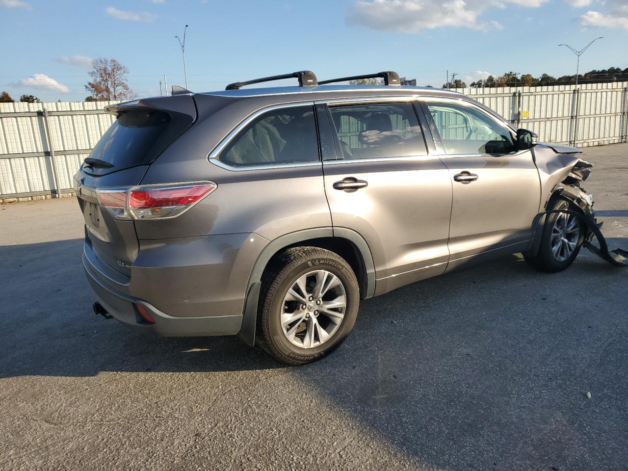 2015 TOYOTA HIGHLANDER