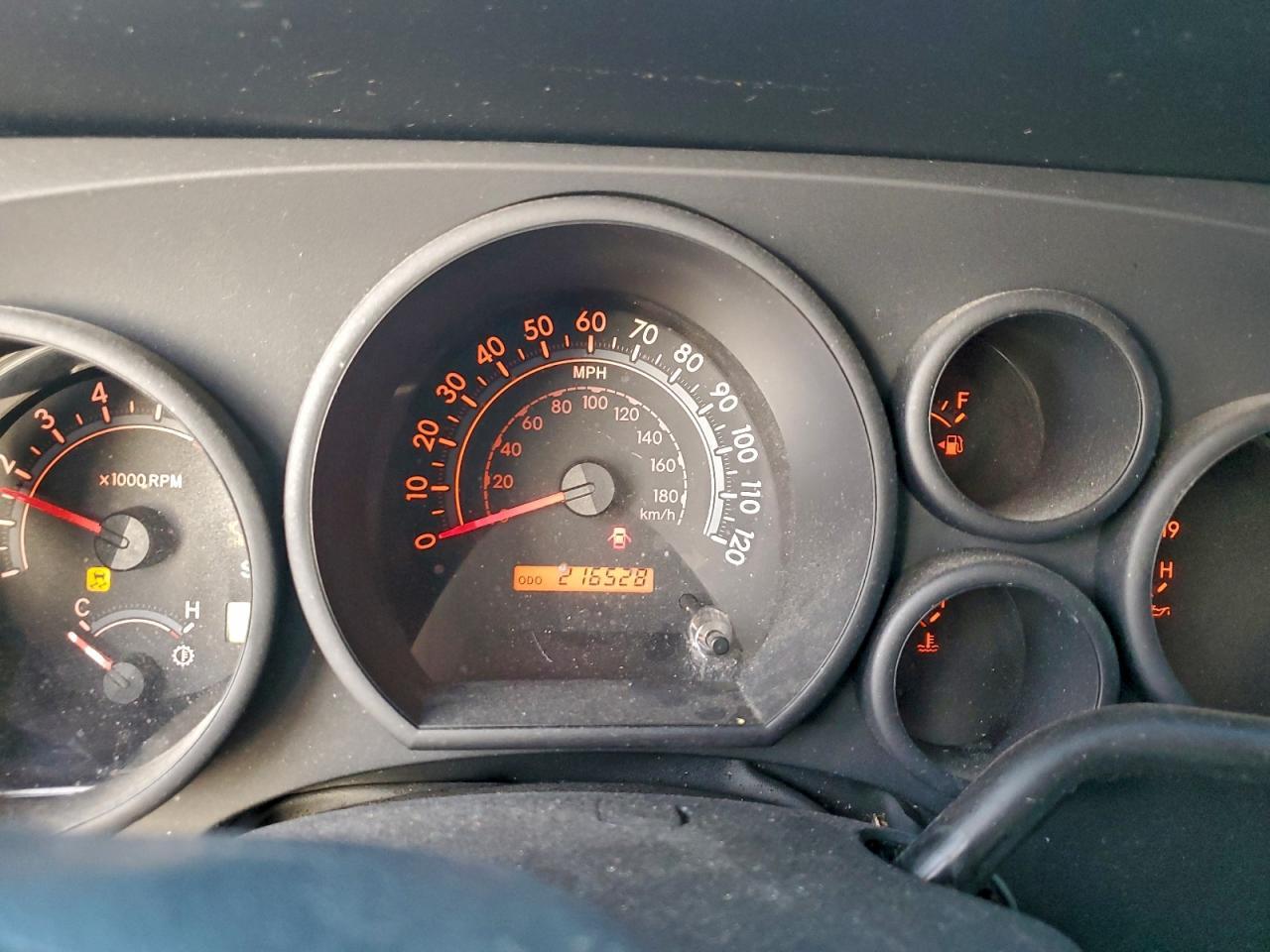 2011 TOYOTA TUNDRA
