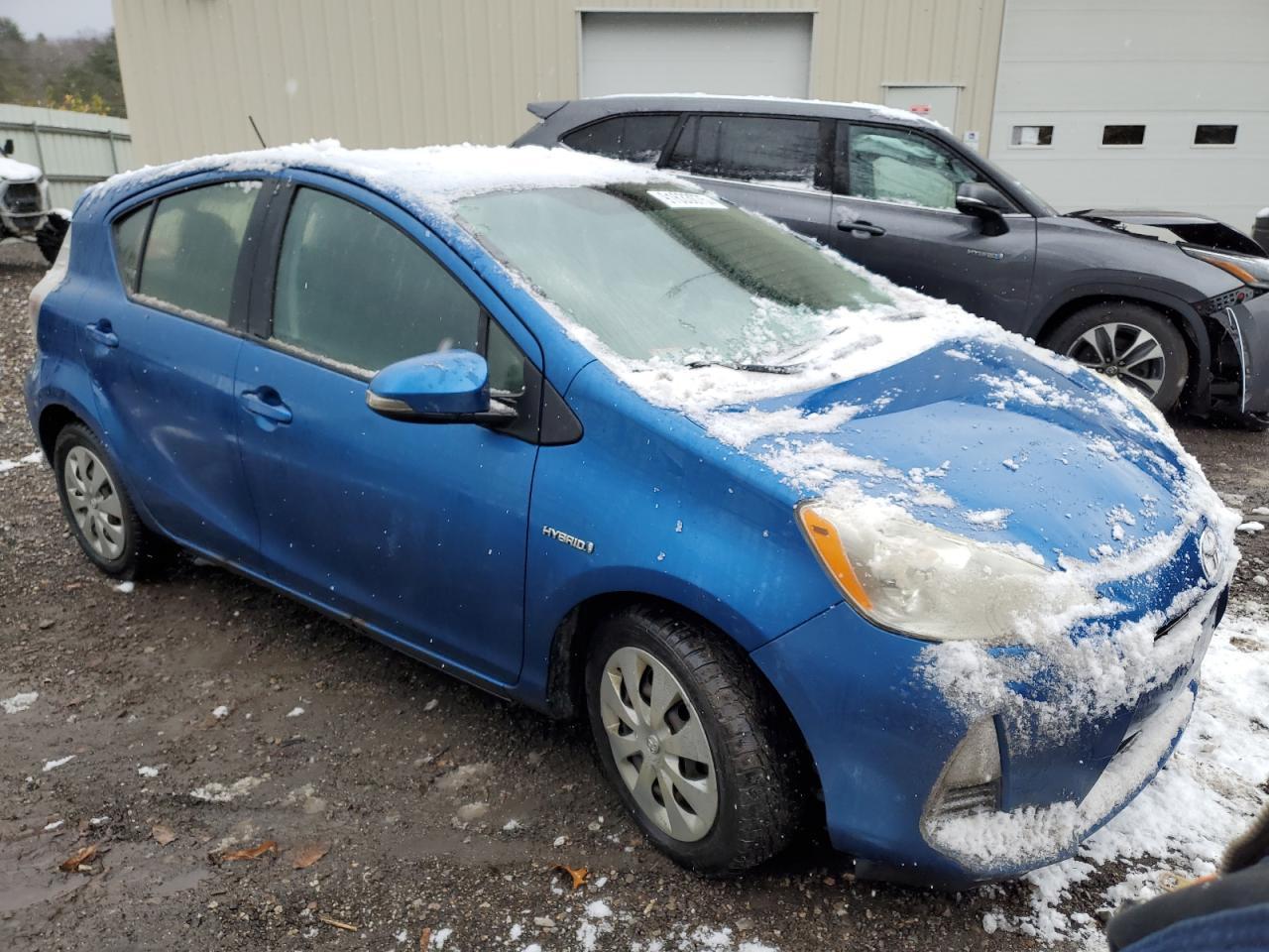 2014 TOYOTA Prius c