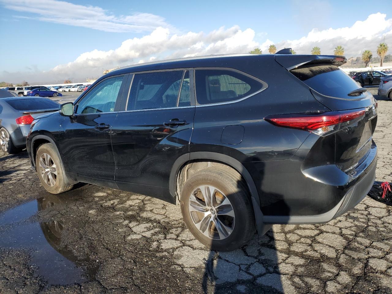 2023 TOYOTA HIGHLANDER