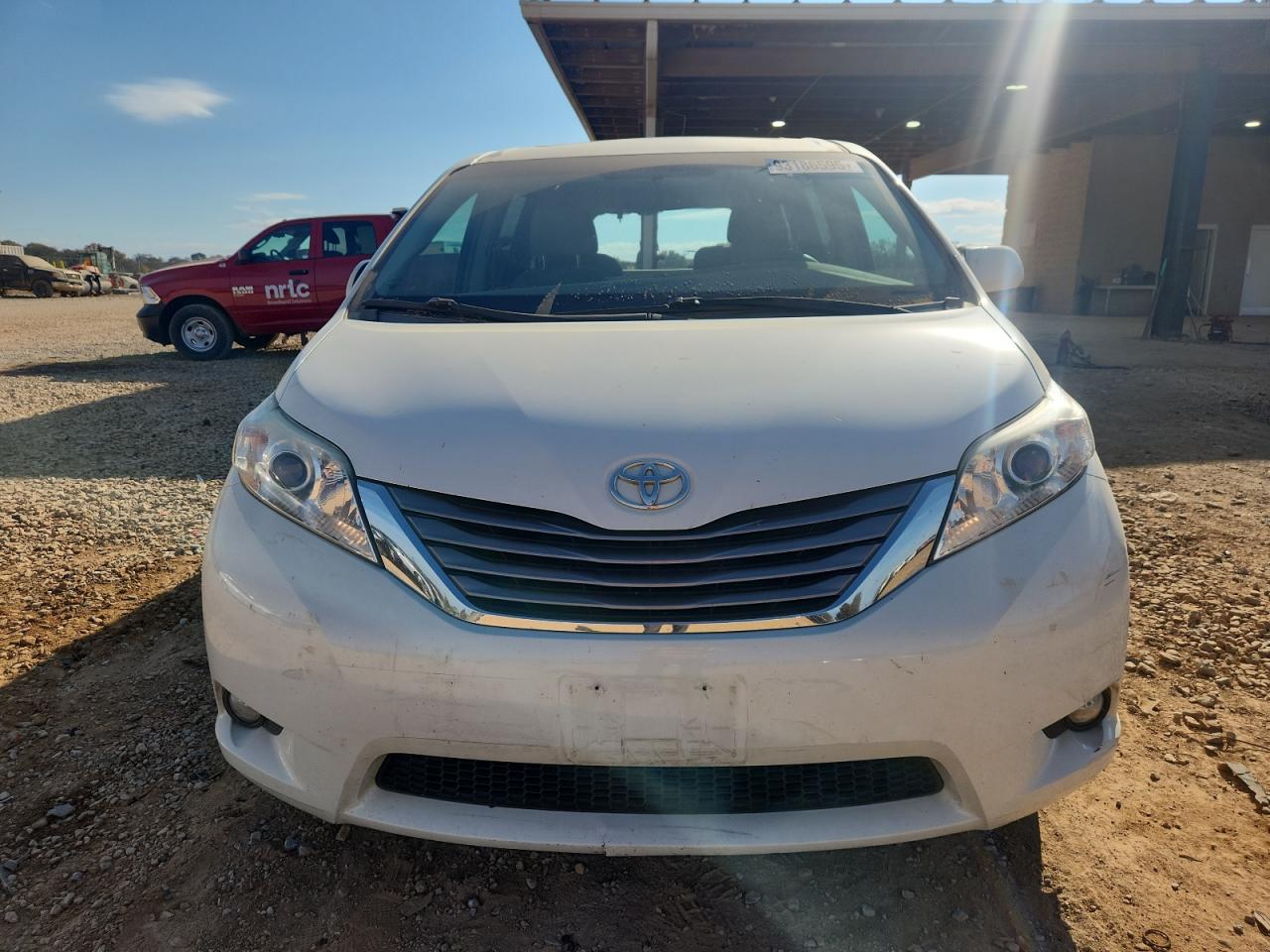 2015 TOYOTA SIENNA