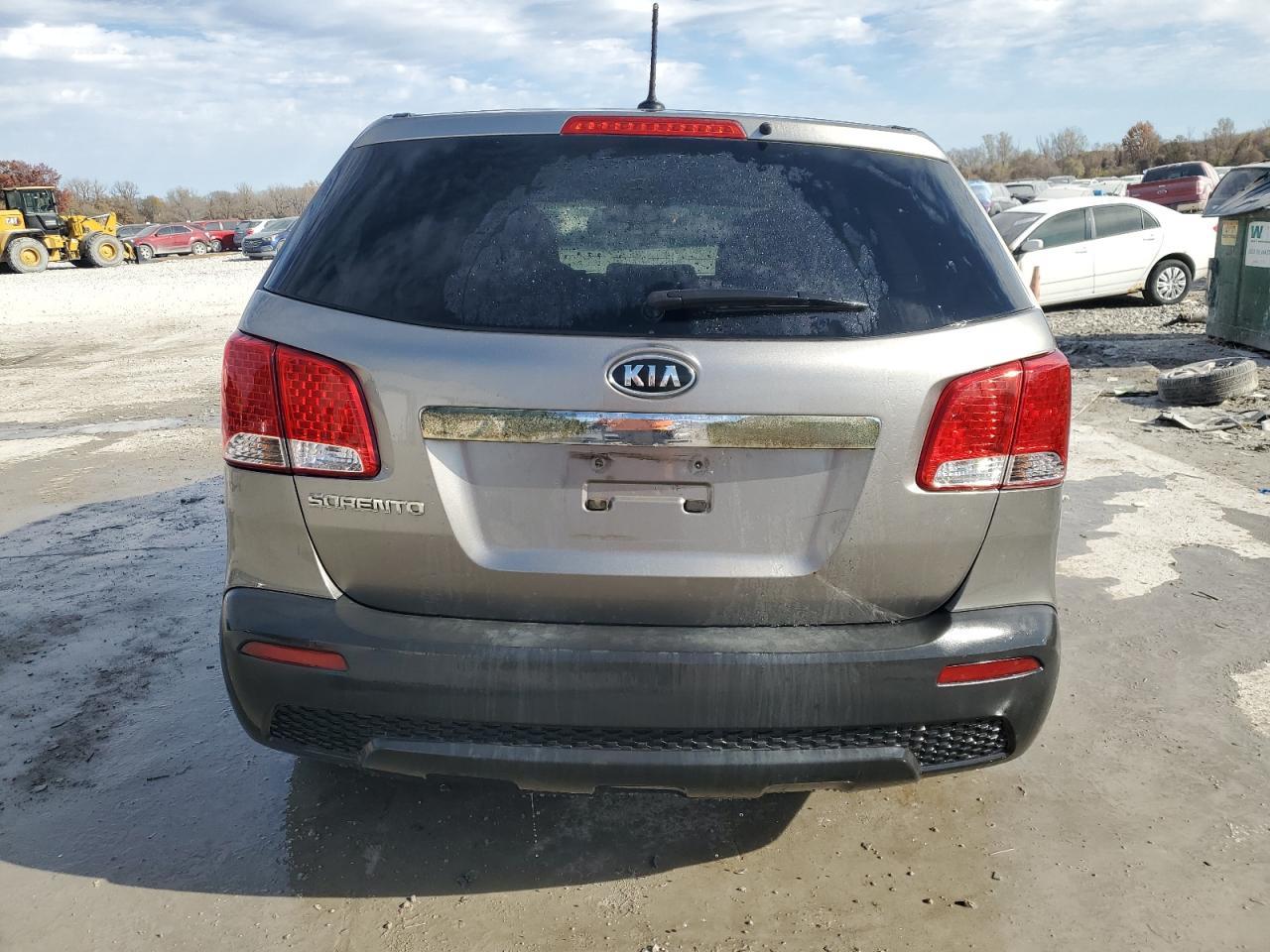 2011 KIA SORENTO