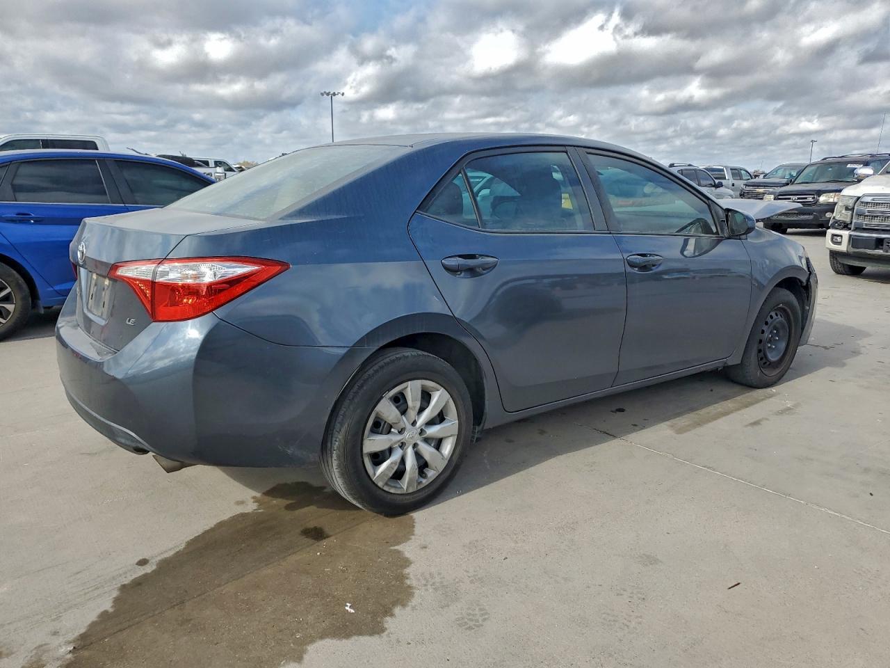 2015 TOYOTA COROLLA