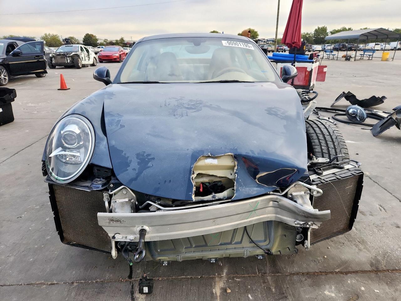 2015 PORSCHE 911