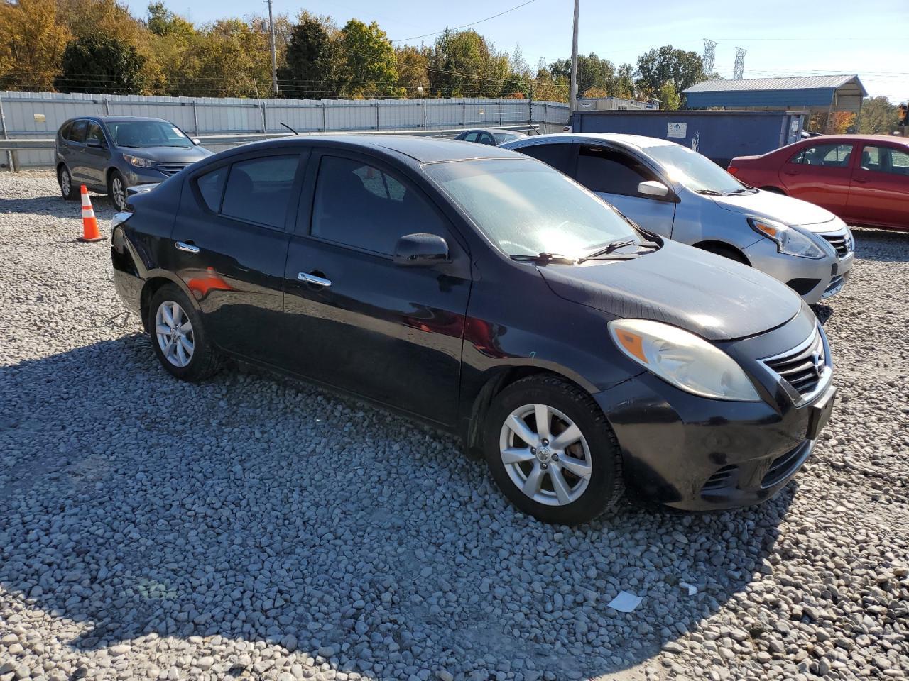 2014 NISSAN VERSA