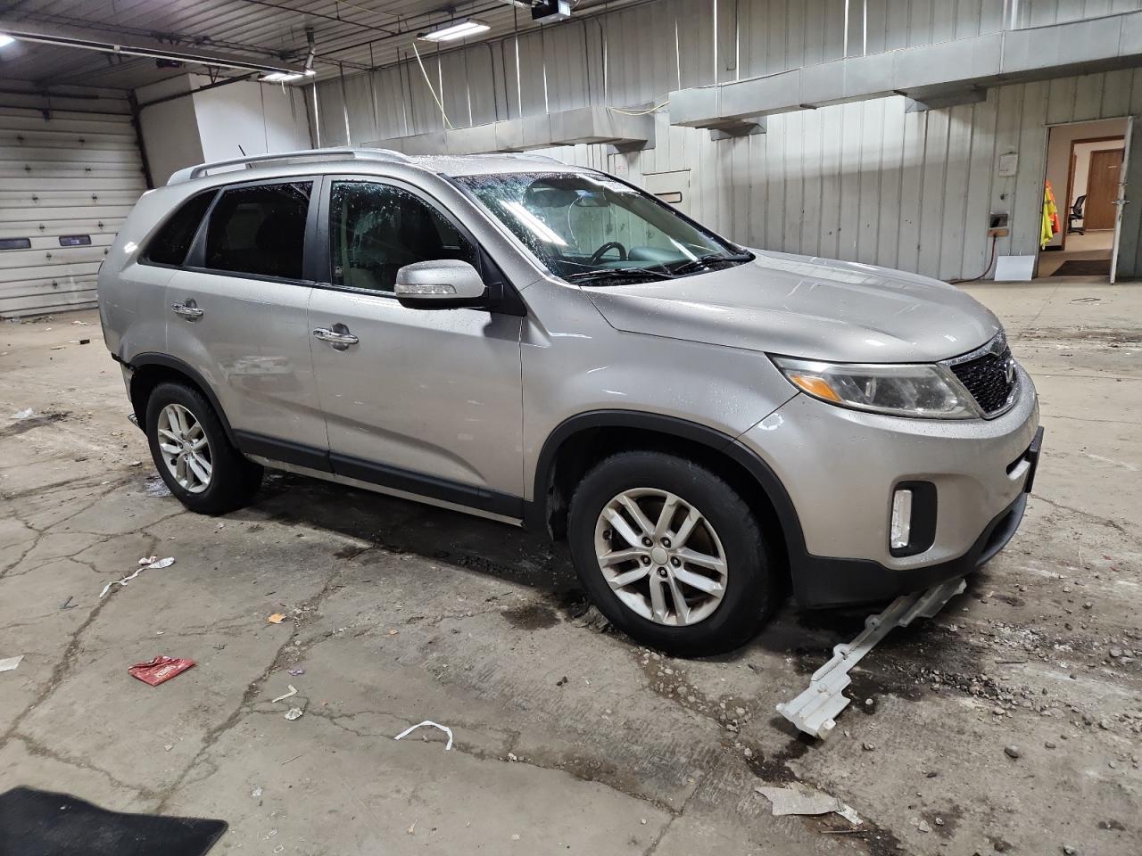 2015 KIA SORENTO