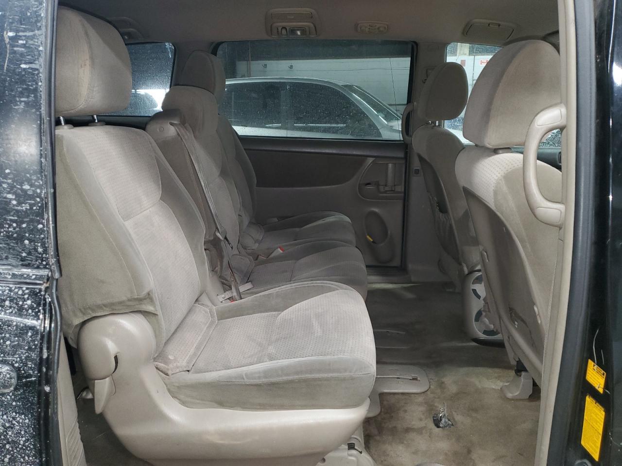 2009 TOYOTA SIENNA