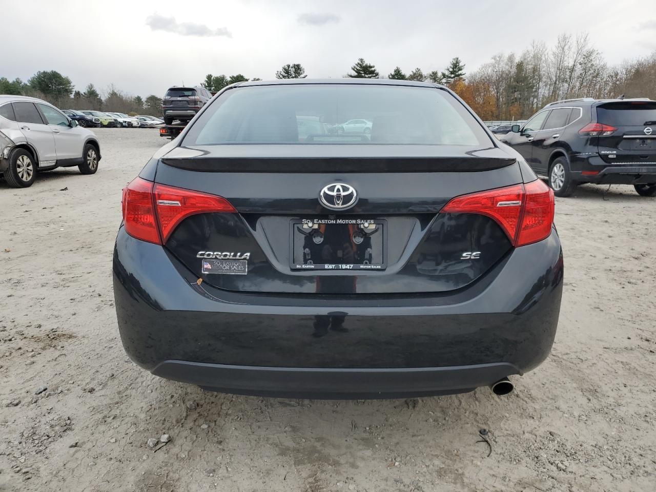 2017 TOYOTA COROLLA