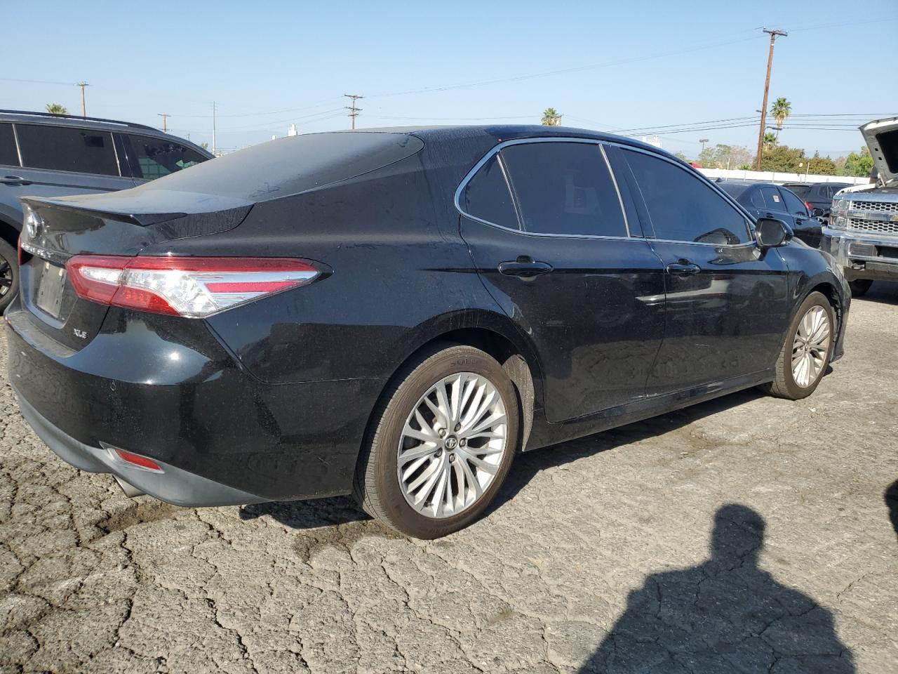 2018 TOYOTA CAMRY