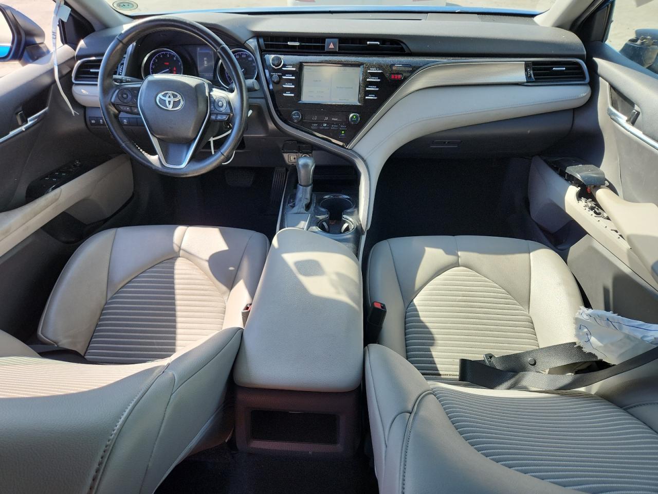 2019 TOYOTA CAMRY
