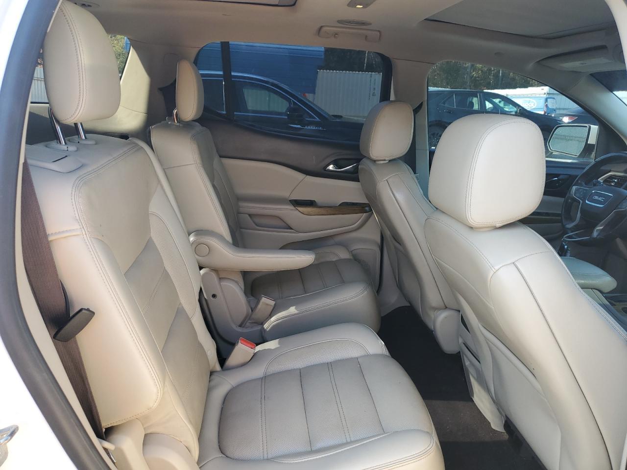 2017 GMC ACADIA