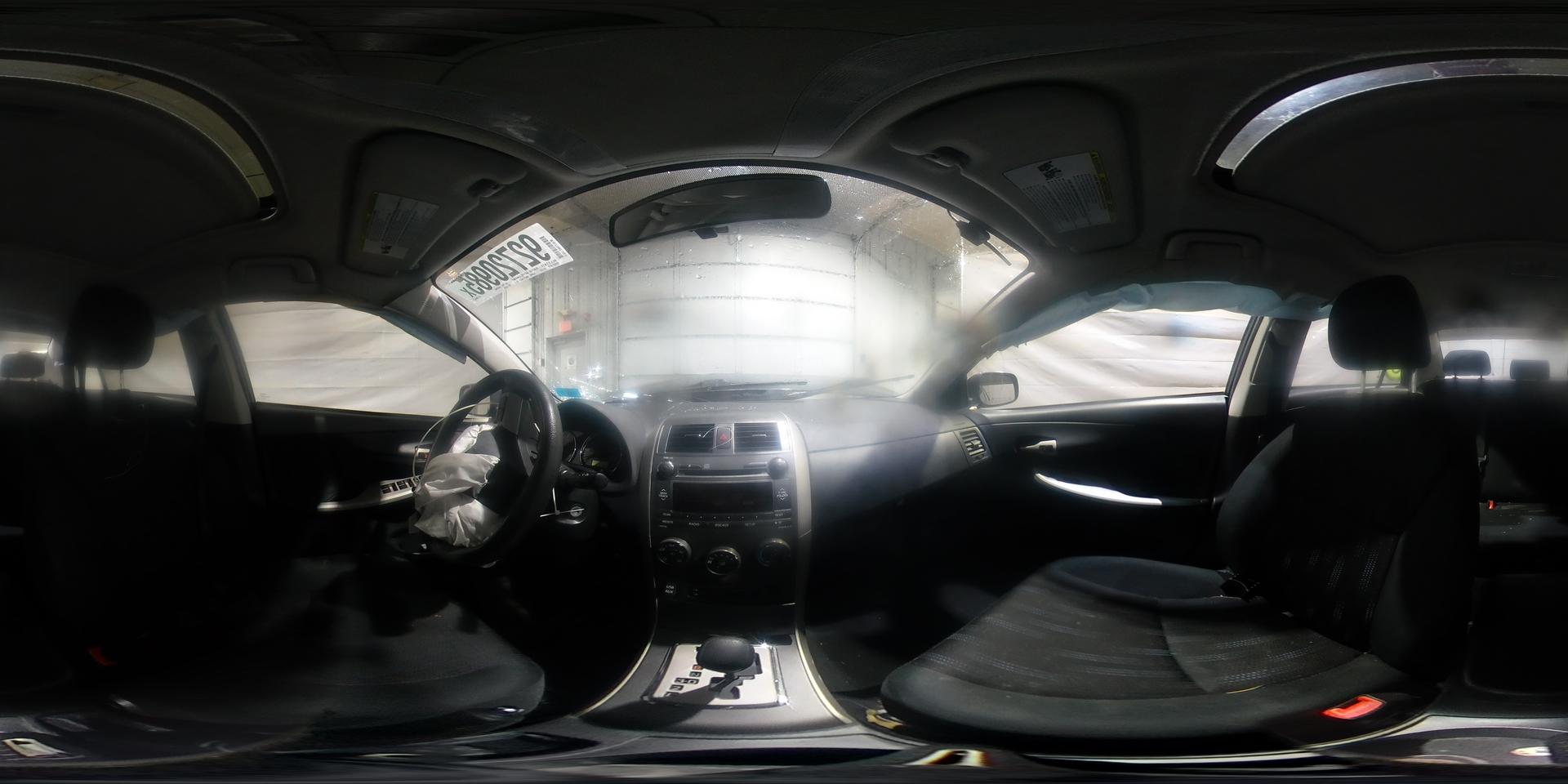 2011 TOYOTA COROLLA