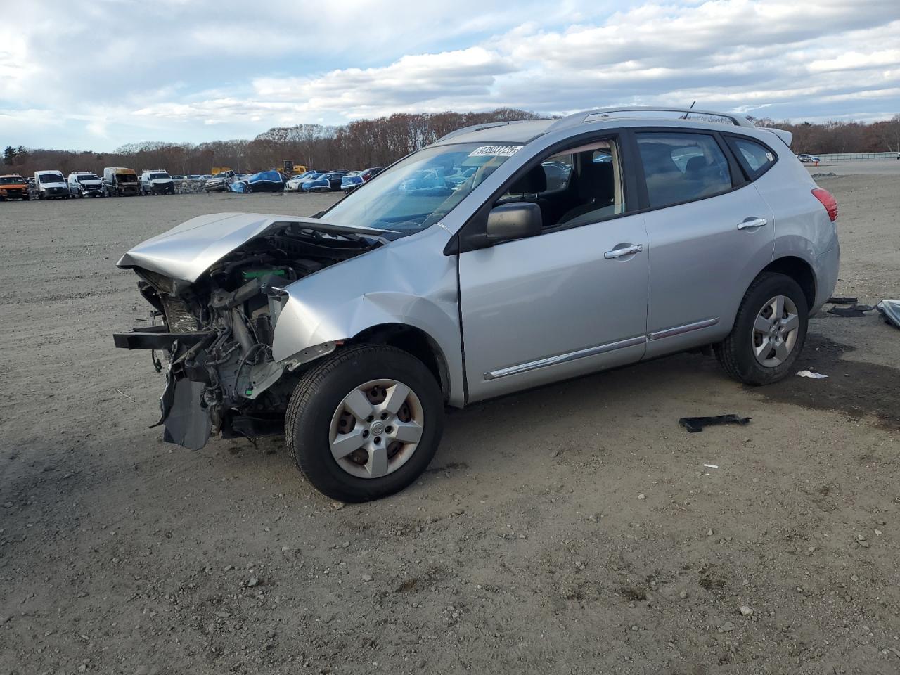 2015 NISSAN ROGUE
