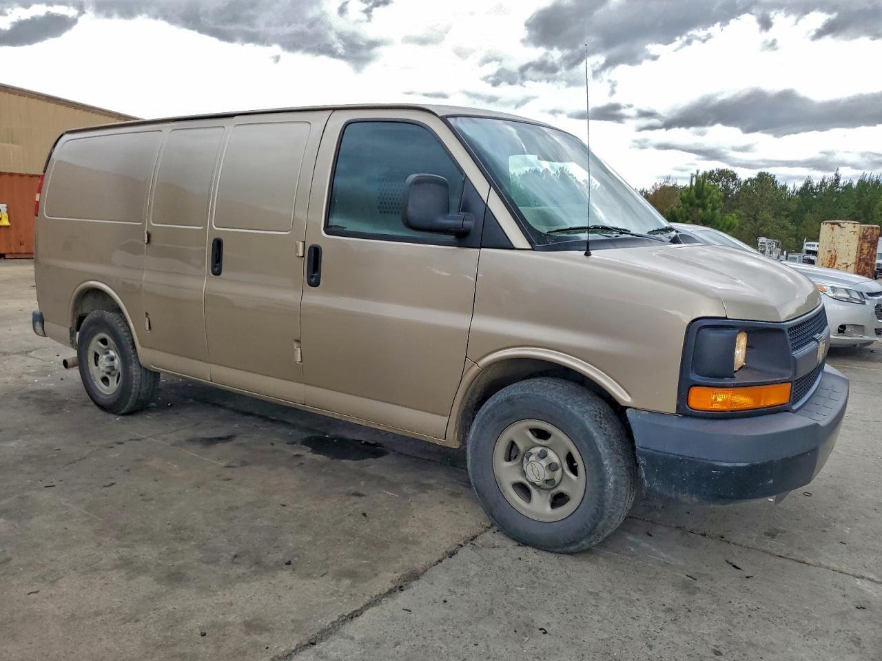 2008 CHEVROLET Express 1500
