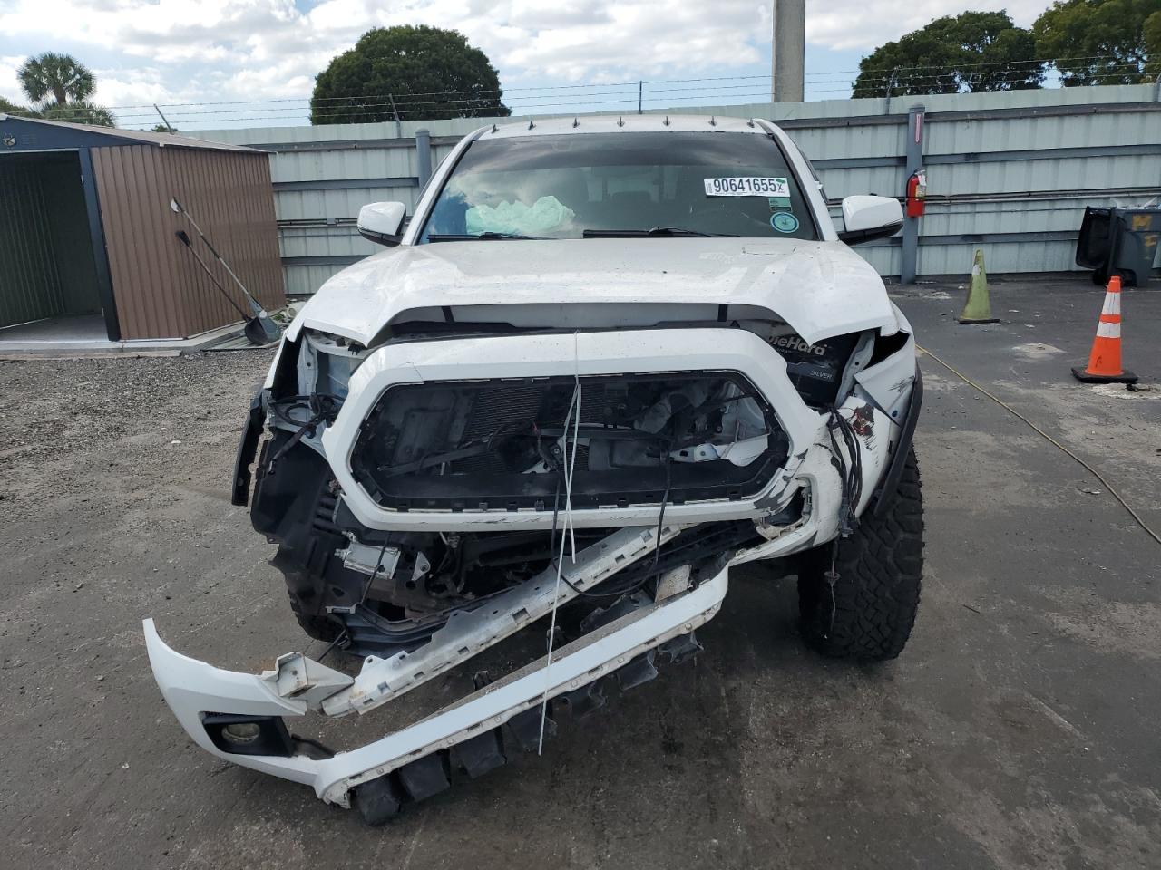 2016 TOYOTA TACOMA