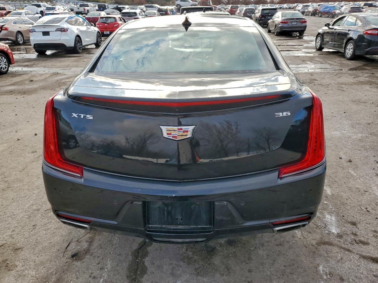 2018 CADILLAC XTS