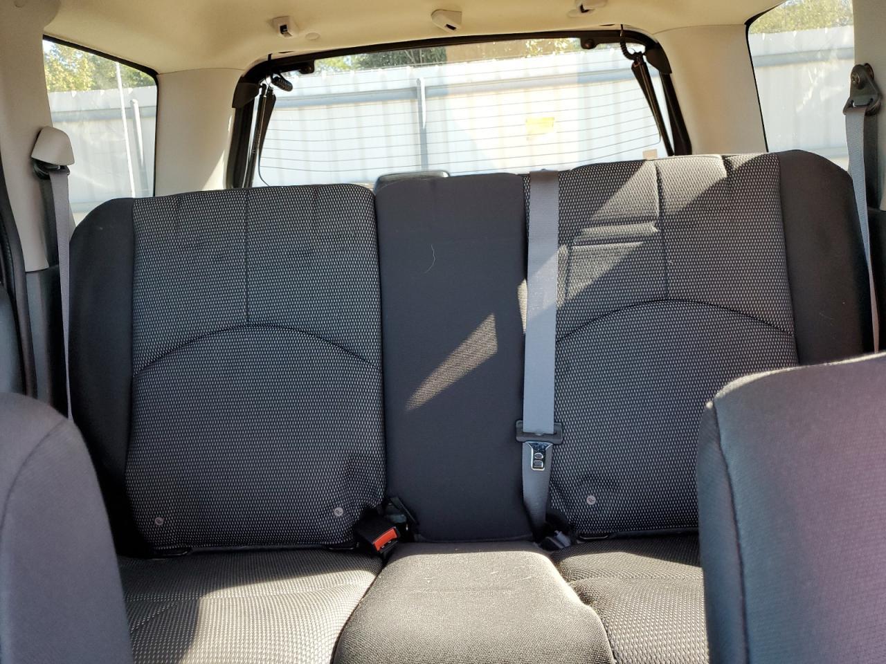 2005 MAZDA Tribute