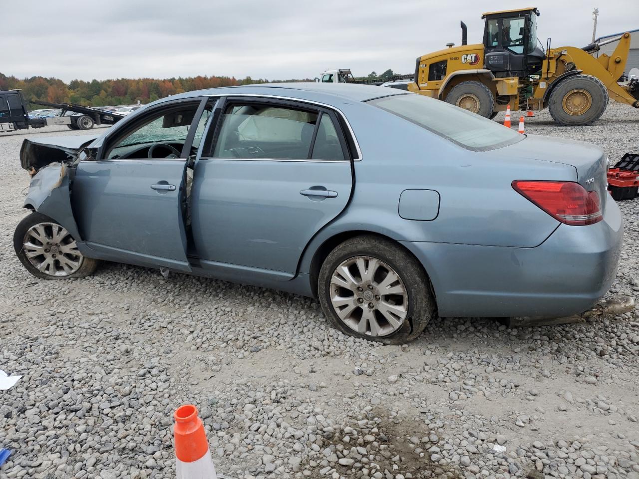 2008 TOYOTA Avalon