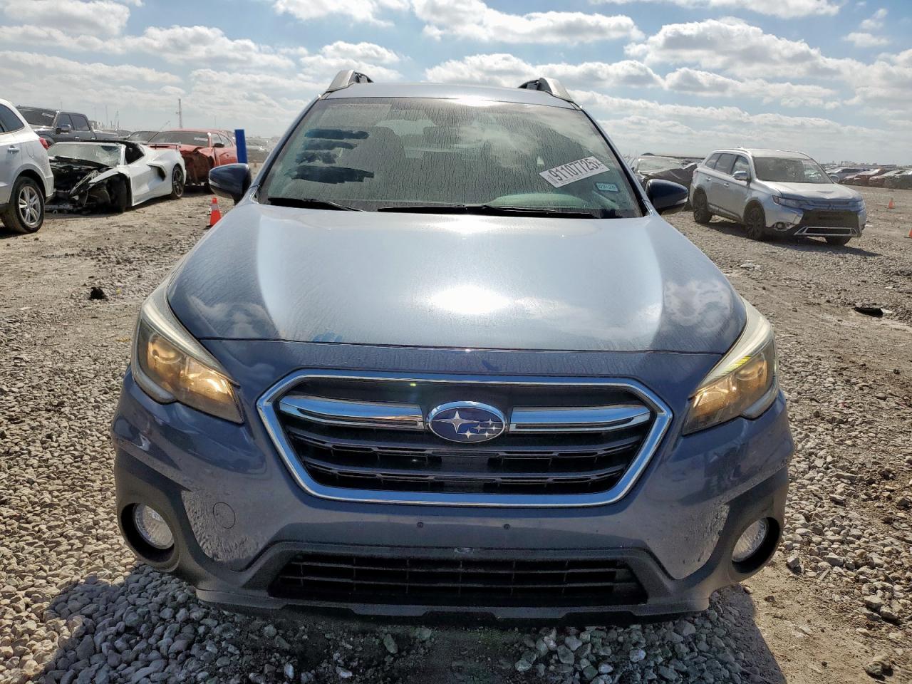 2018 SUBARU Outback