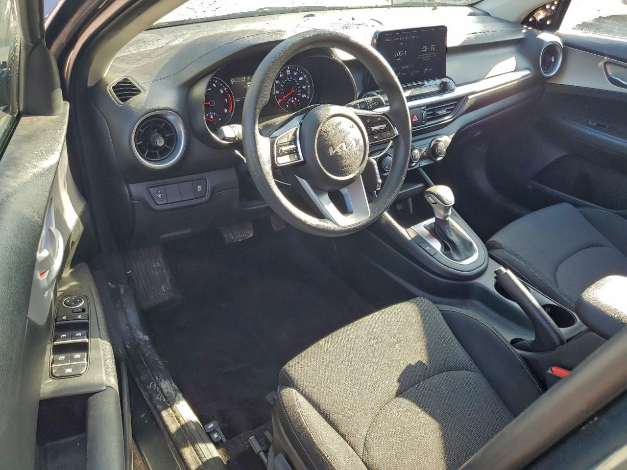 2024 KIA FORTE