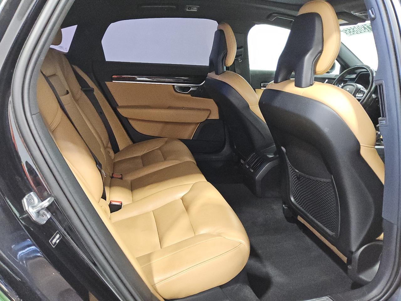 2018 VOLVO S90