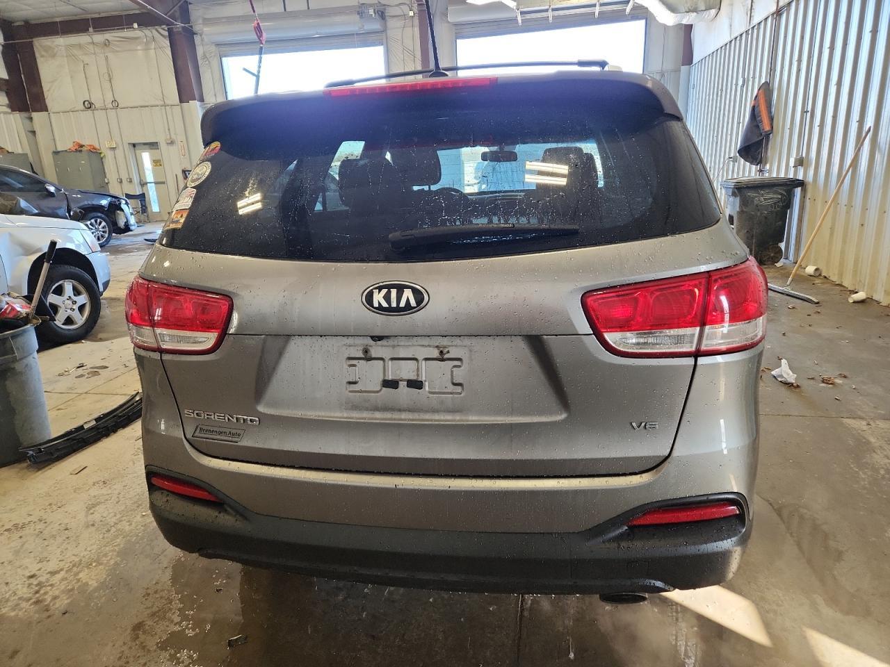 2016 KIA SORENTO