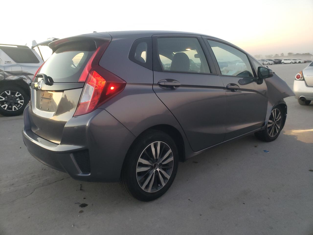 2017 HONDA FIT