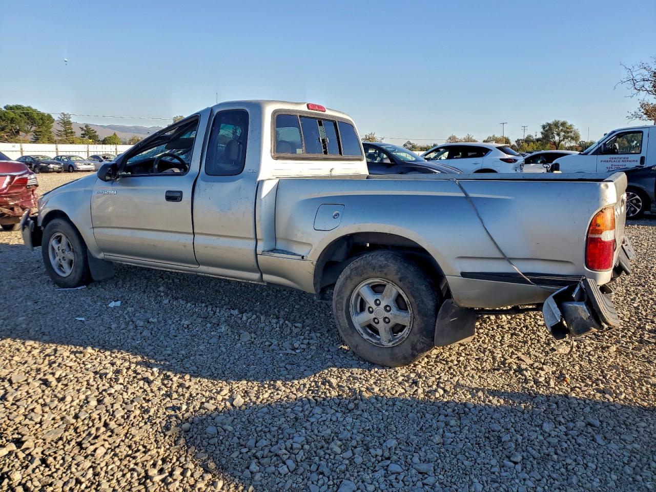 2000 TOYOTA TACOMA