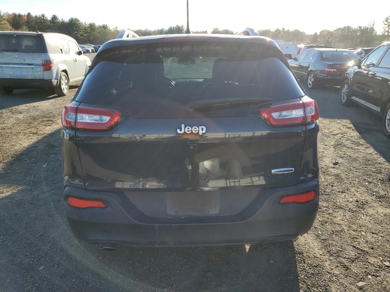 2018 JEEP CHEROKEE
