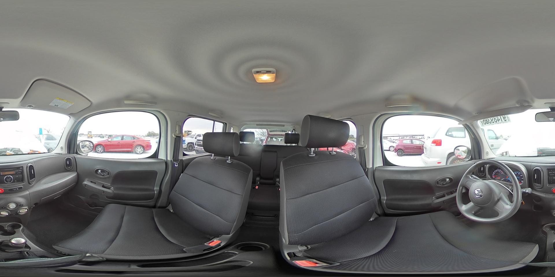 2010 NISSAN CUBE