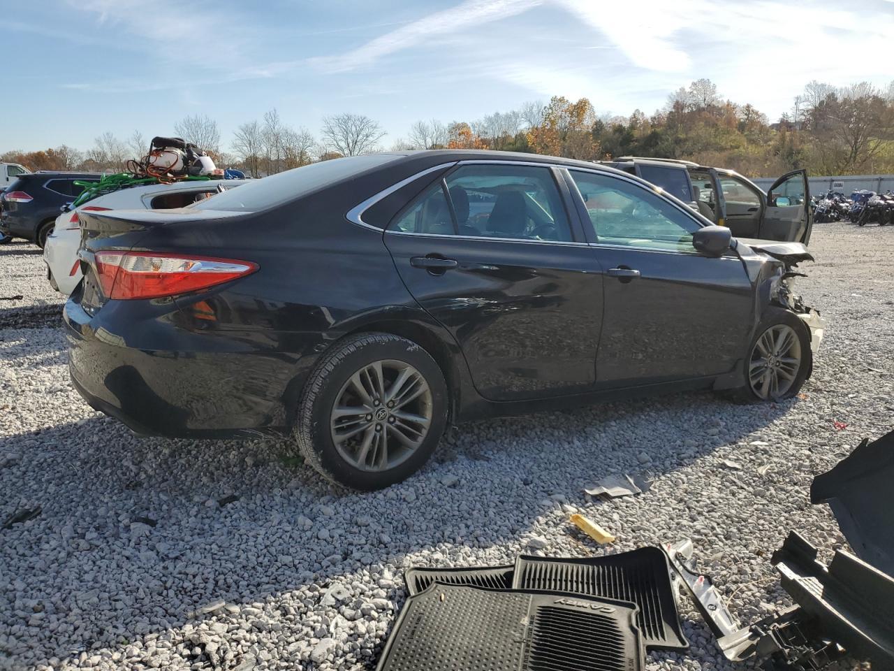 2015 TOYOTA CAMRY